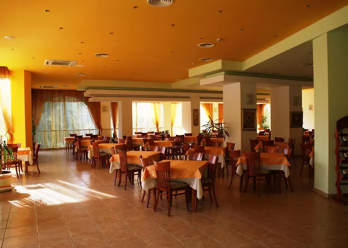 Hotel Prestige Grand Hotel & Aquapark 2*