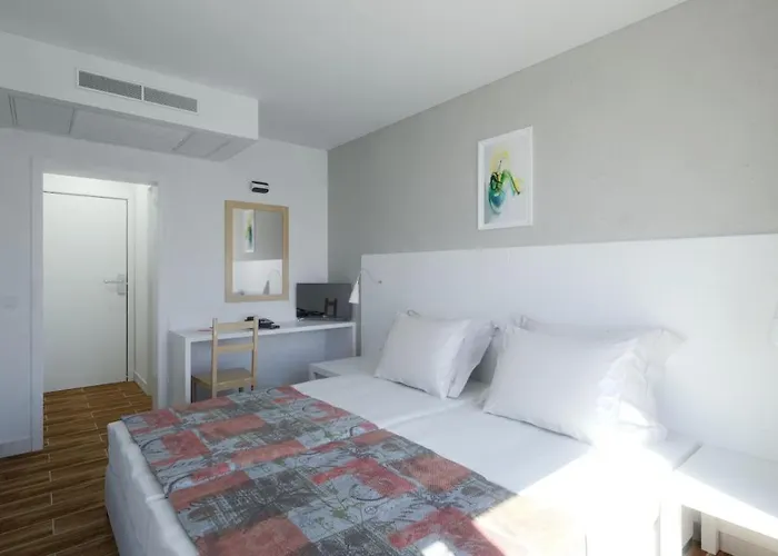 Prestige Grand Hotel & Aquapark 2*