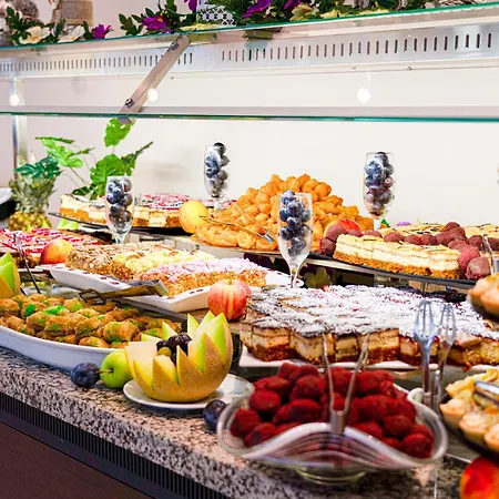 Hotel Prestige Grand Hotel & Aquapark 4*