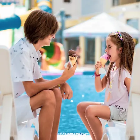 Prestige Grand & Aquapark Sables d'or