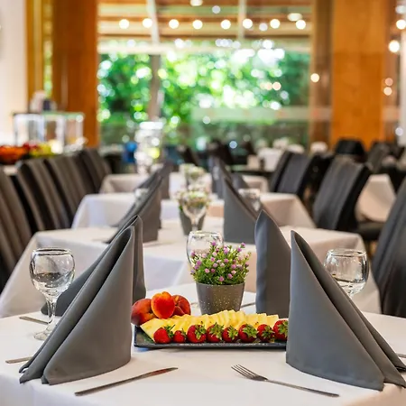 Prestige Grand & Aquapark Hotel Sables d'or