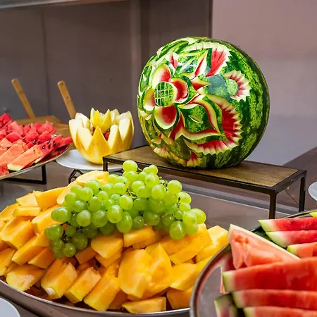 Prestige Grand & Aquapark Hotel 4*