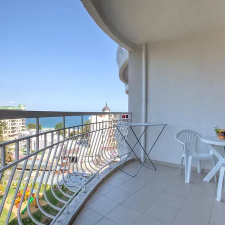 Erma 2* Golden Sands