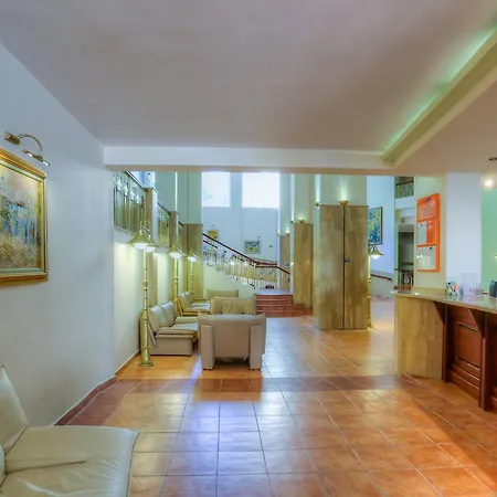 Ξενοδοχείο Erma 2*