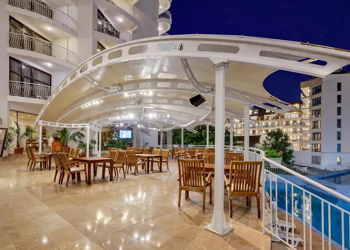 Prestige Grand Hotel & Aquapark 4* Nisipurile de Aur