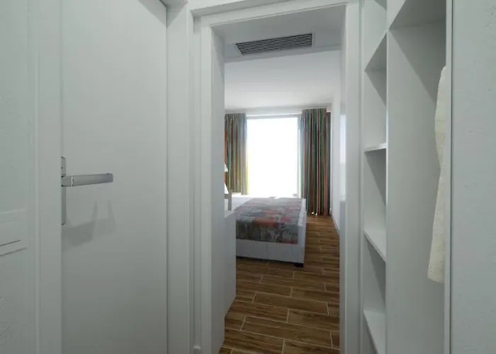 Prestige Grand Hotel & Aquapark Hotel 2*